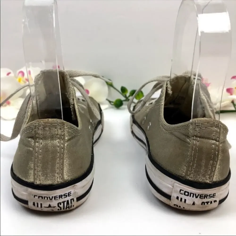 Converse Chuck Taylors Sneakers girls size 3